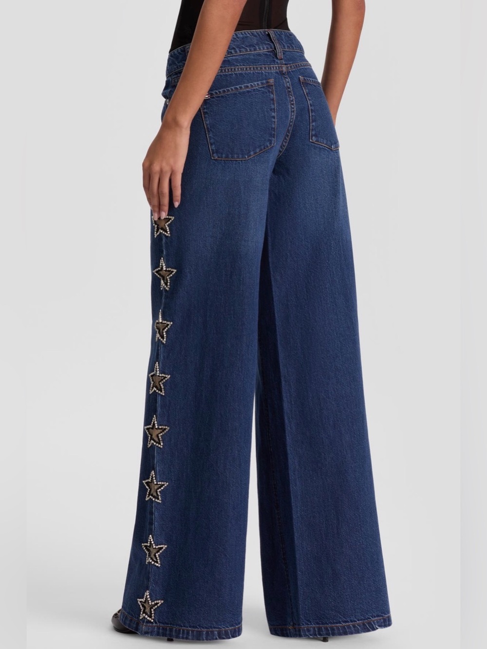 Alice + Olivia Wide Leg Star-Embellished Blue Denim Jeans size 27 Like New - Picture 5 of 10